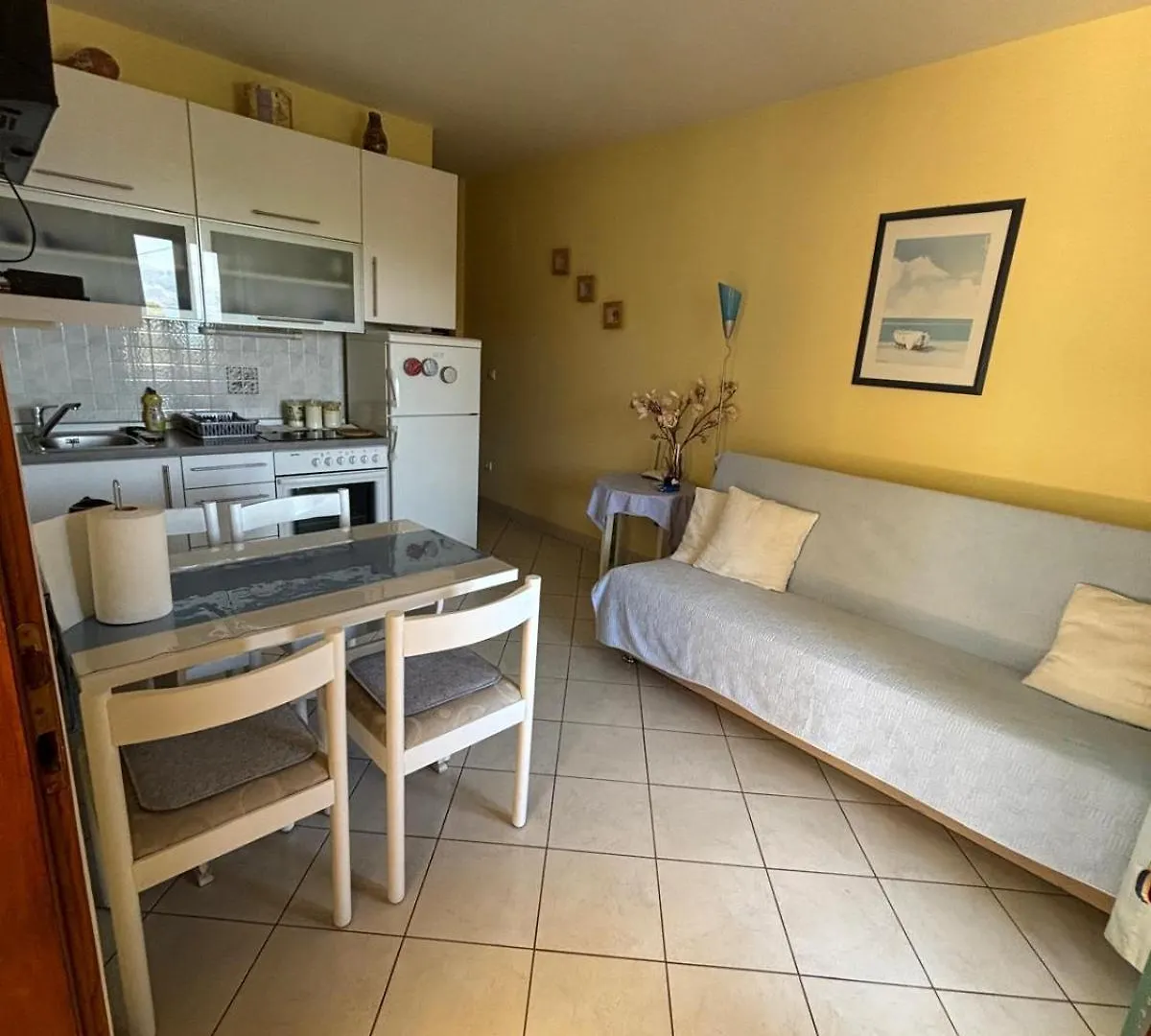 Apartments Grbesa Trogir 0*,